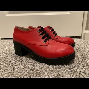 Block heel red shoes